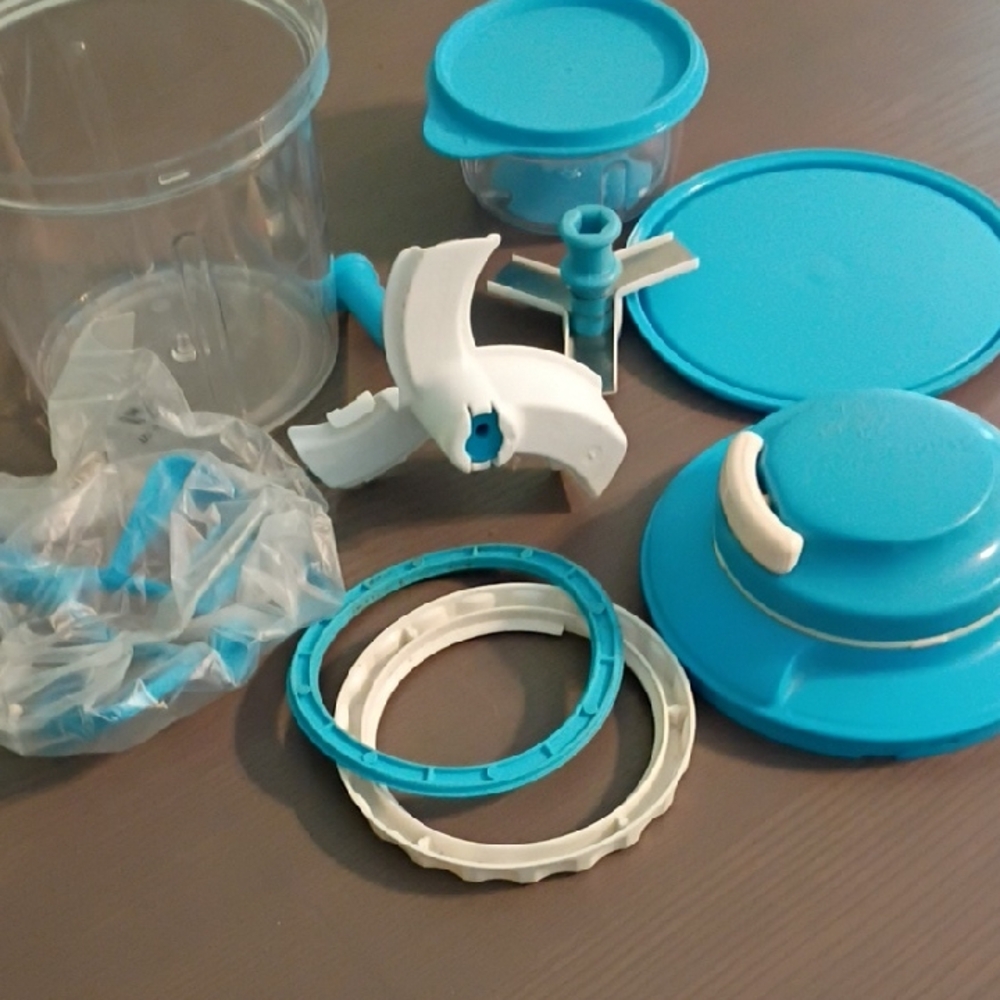 Tupperware Mix And Chop